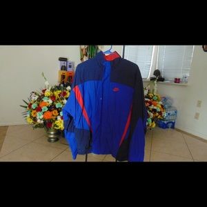 Nike Windbreaker Large